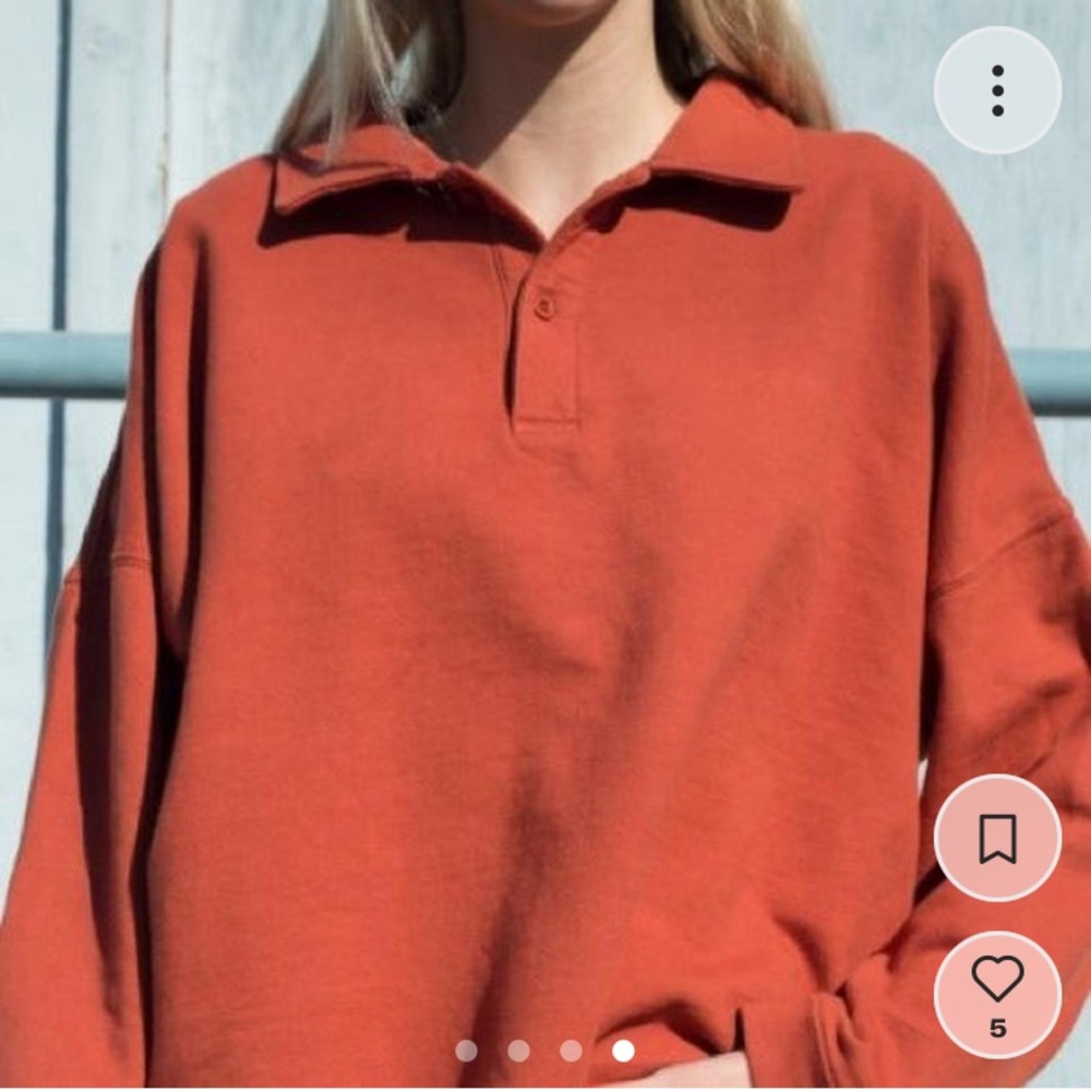 Brandy Melville archer sweatshirt